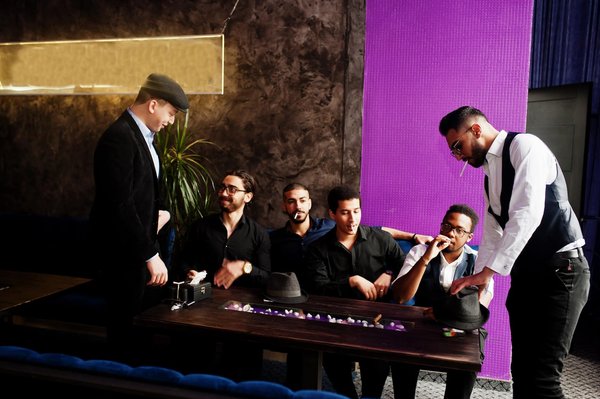 Comment gérer le budget et les imprévus pour un enterrement de vie de garçon ?